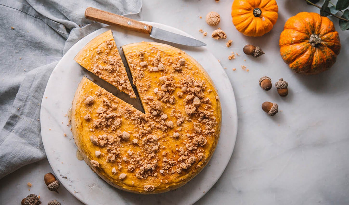 Herbstlicher Kürbis-Cheesecake – so gelingt er im Wasserbad