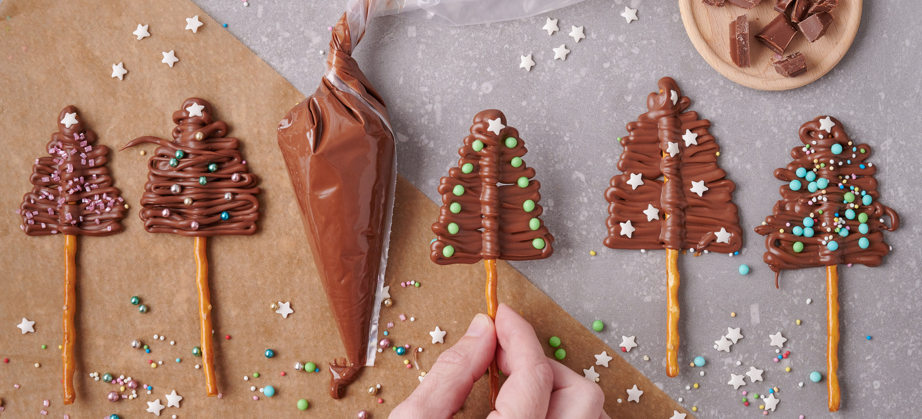 Schoko-Tannenbäume – essbare Weihnachtsdeko zum Selbermachen