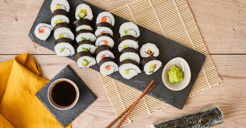 Sushi selber machen: So gelingen Maki Rollen & mehr!