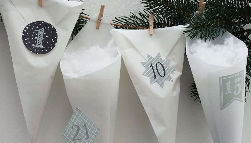 Der fertige Adventskalender aus Toppits® Butterbrotpapier