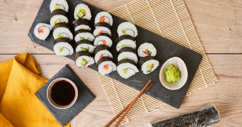 Selbstgemachtes Sushi frisch halten